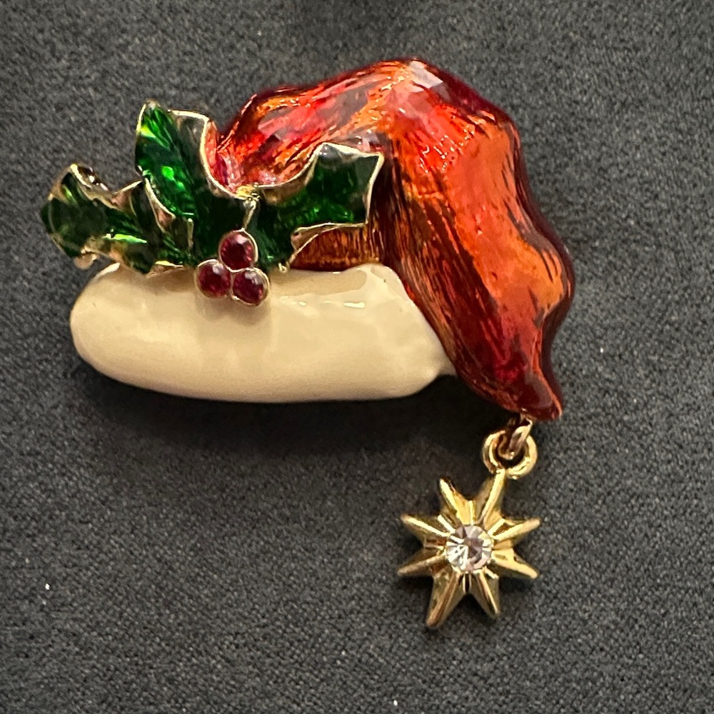Christmas Santa Hat Red Rhinestone CHRISTOPHER RADKO Vintage Brooch Gold J-481